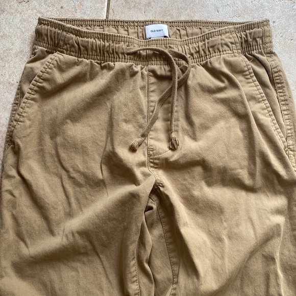 Old Navy Men’s khaki pants size small - Picture 5 of 11